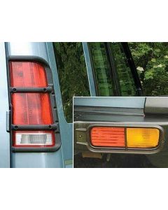 Ochraniacze lamp tył (w błotniku + zderzaku) Discovery II do 2002 (VIN: 2A999999) para - STC50027