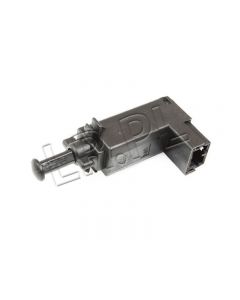 Przełącznik świateł stop przy pedale Freelander od 2001 (VIN: 1A000001) do 2001 (VIN: 1A326956) / Discovery II / RR P38 - XKB100170GEN